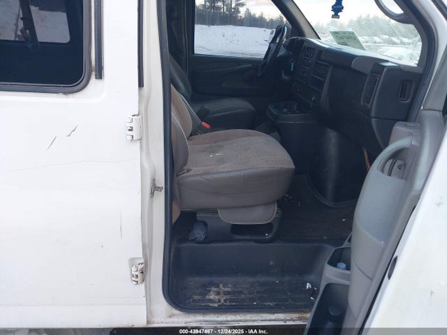 2013 CHEVROLET EXPRESS 3500 1GAZG1FG1D1130505 Photo 4