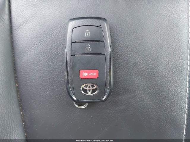Toyota Corolla Xse 2025 JTNC4MBE7S3235722 Image 11