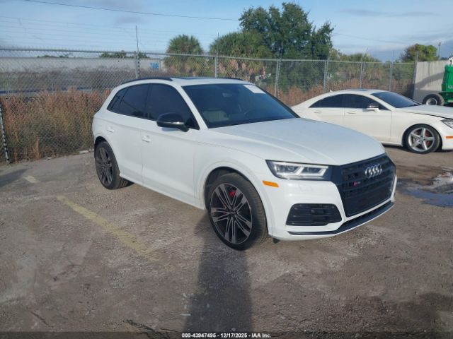2020 AUDI SQ5 WA1B4AFY1L2021183