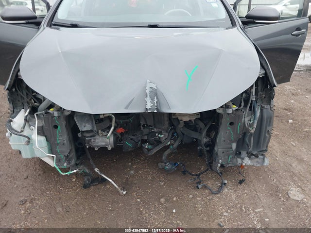 JTDKARFU1G3012834 Toyota Prius Three