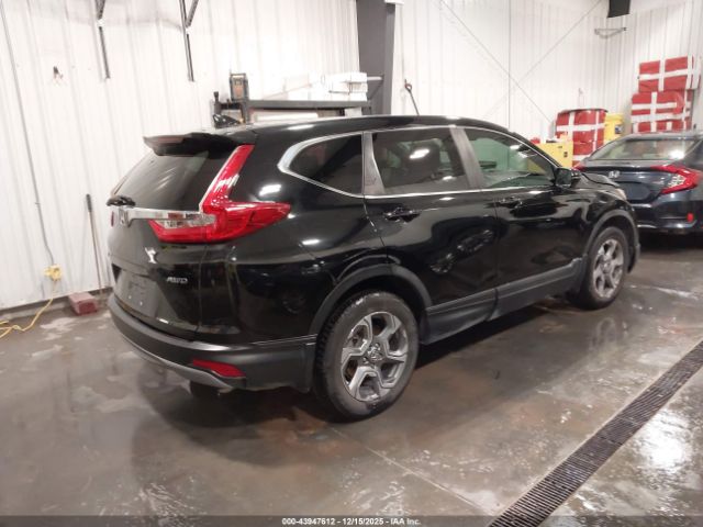 2018 HONDA CR-V 7FARW2H81JE056208 Photo 3
