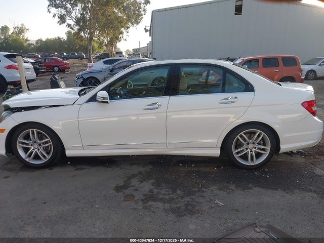 WDDGF4HB4ER312003 Mercedes-Benz C-class C 250 Sport