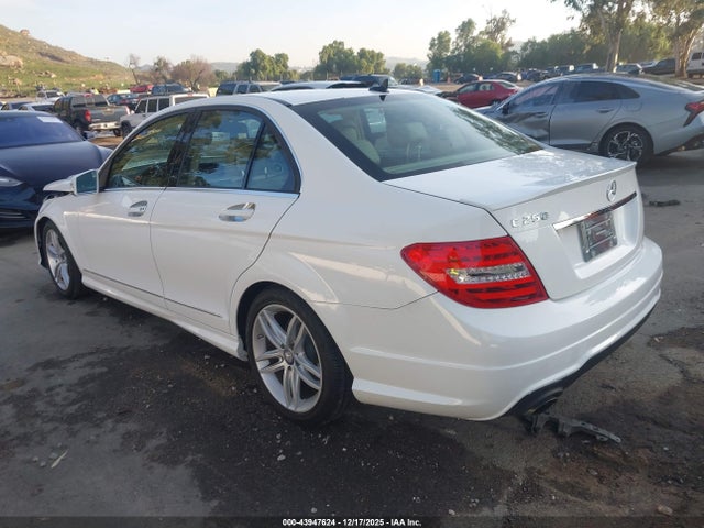 WDDGF4HB4ER312003 Mercedes-Benz C-class C 250 Sport