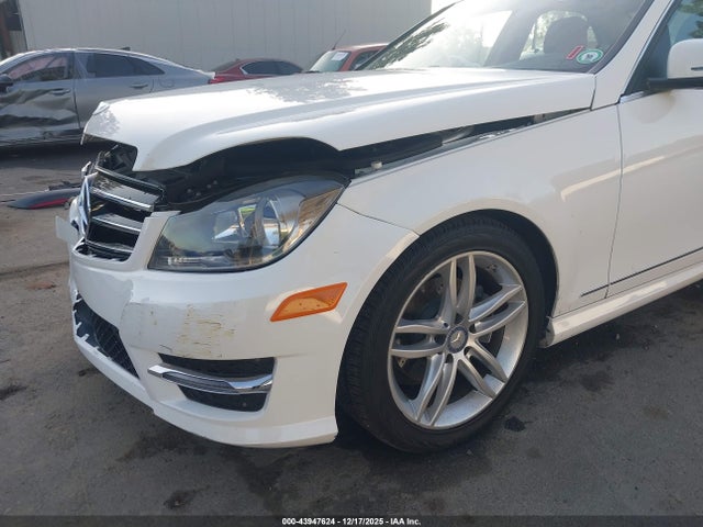WDDGF4HB4ER312003 Mercedes-Benz C-class C 250 Sport