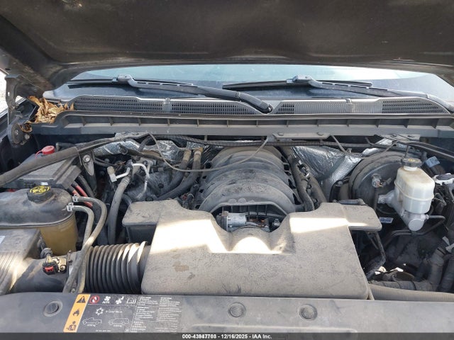 3GCUKREC7JG151725 Chevrolet Silverado 1500 2lt