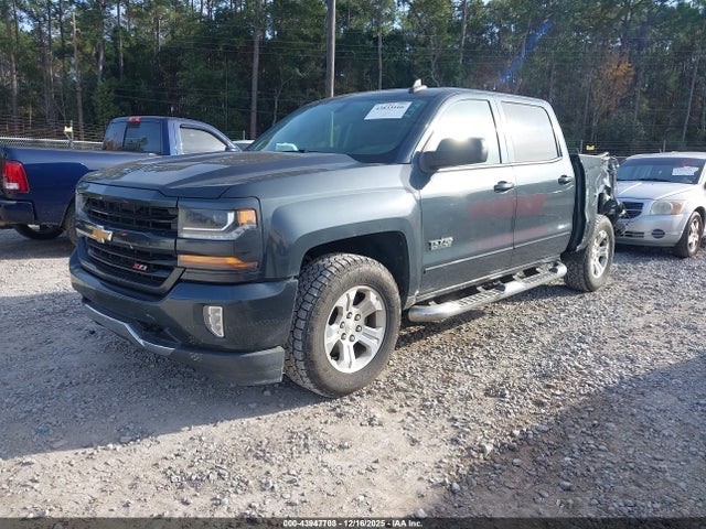 3GCUKREC7JG151725 Chevrolet Silverado 1500 2lt