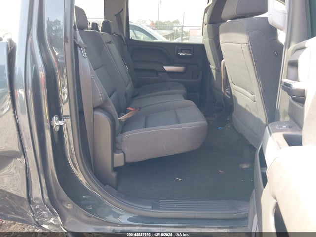 3GCUKREC7JG151725 Chevrolet Silverado 1500 2lt