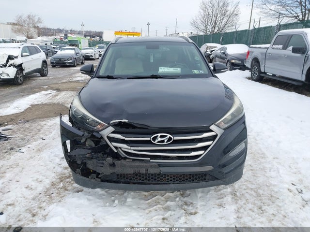 Hyundai Tucson Se Plus 2017 KM8J3CA47HU502843 Image 11