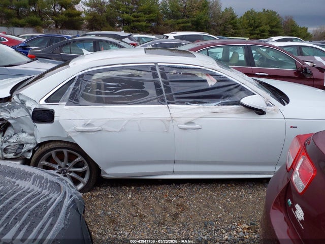2019 Audi A4 45 Premium მანქანა იყიდება აუქციონზე, vin: WAUDNAF48KA025371, აუქციონის ნომერი: 43947709