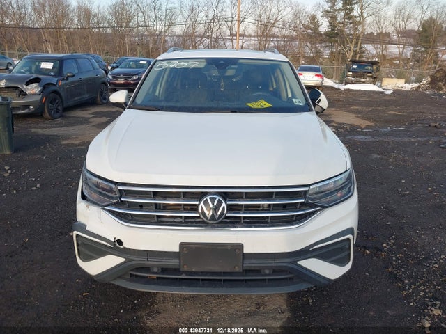 Auction sale of the 2024 Volkswagen Tiguan 2.0t Se/2.0t Wolfsburg Edition, vin: 3VVMB7AX9RM037964, lot number: 43947731