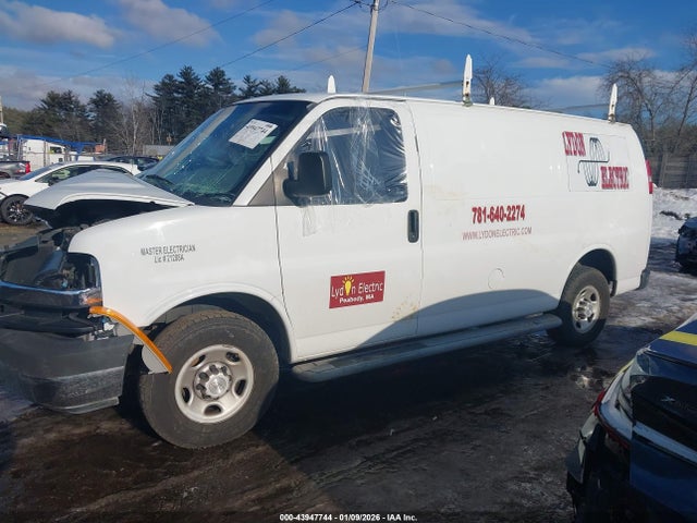 1GCWGAFG3J1909359 Chevrolet Express 2500 Work Van