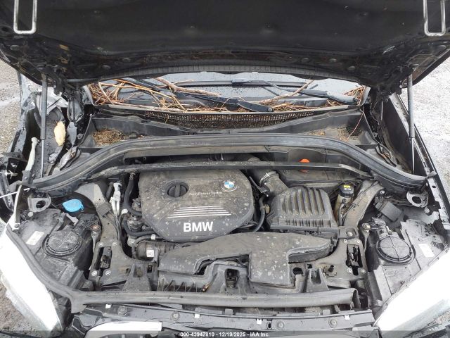 2019 BMW X1 WBXHT3C5XK3H35658 Photo 9