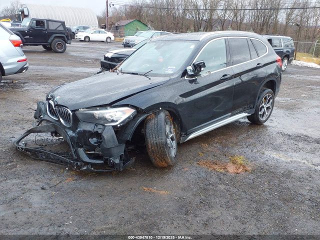 2019 BMW X1 WBXHT3C5XK3H35658 Photo 1