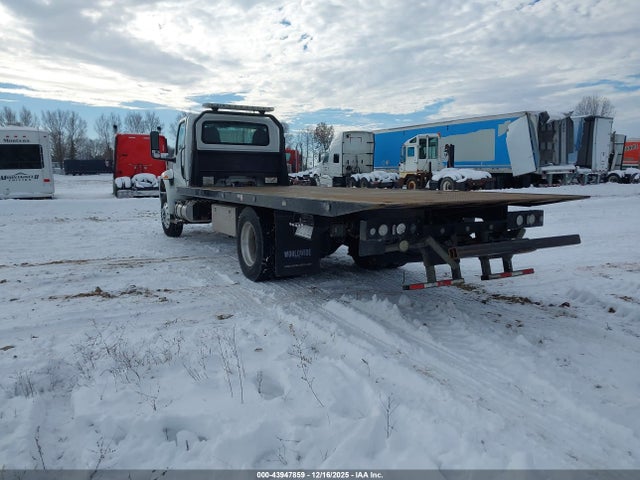 International B 6.7 2022 3HAEUMML6NL337543 Image 3