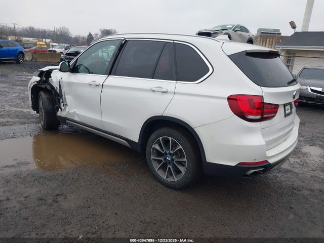 Продаж на аукціоні авто 2018 Bmw X5 Xdrive35i, vin: 5UXKR0C57J0X88510, номер лоту: 43947895
