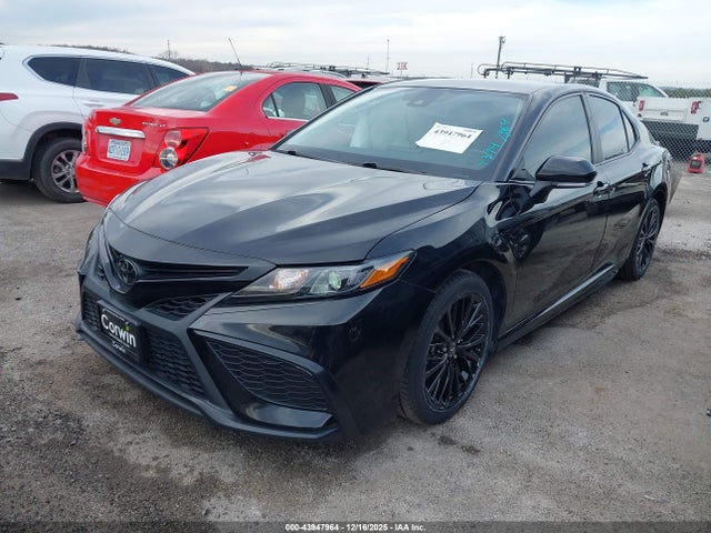 2022 Toyota Camry Se Nightshade Special Awd მანქანა იყიდება აუქციონზე, vin: 4T1T11BK2NU056242, აუქციონის ნომერი: 43947964