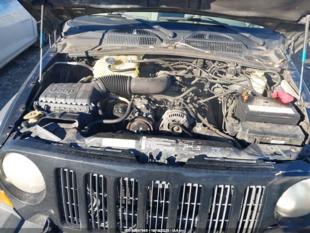 2005 JEEP LIBERTY 1J4GL38K85W724529 Photo 9