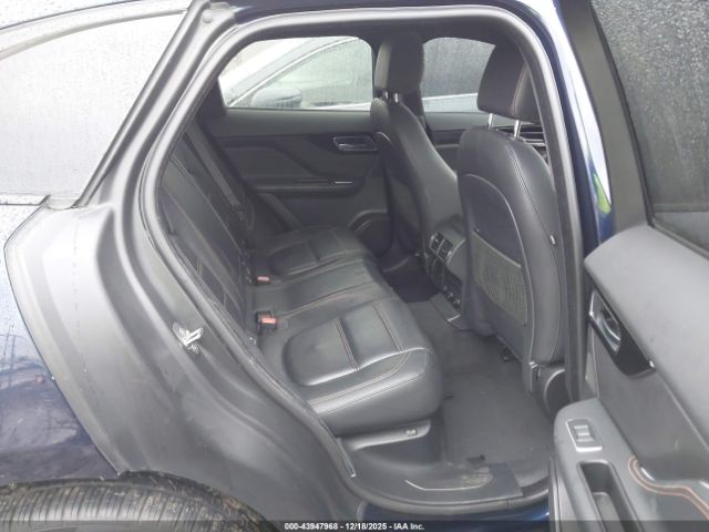 2020 JAGUAR F-PACE SADCK2FX0LA618588 Photo 7