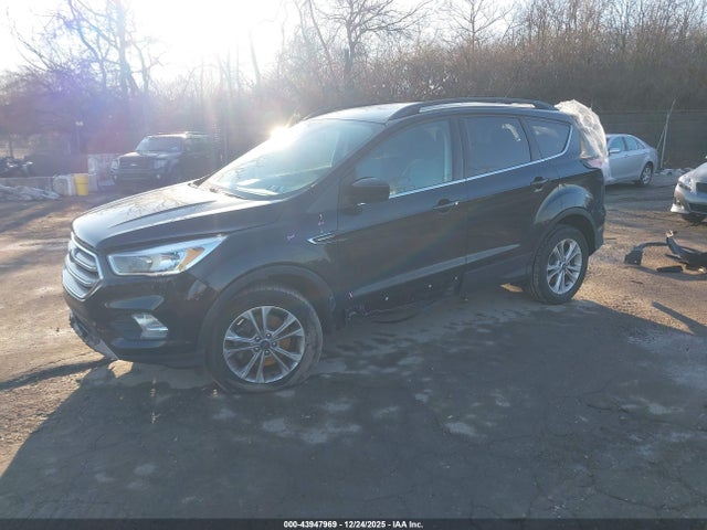 1FMCU9GDXJUC62404 Ford ESCAPE SE