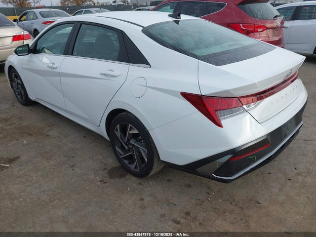 Hyundai ELANTRA SEL 2024 KMHLS4DG3RU692634 Image 3