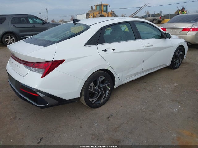 Hyundai ELANTRA SEL 2024 KMHLS4DG3RU692634 Image 4