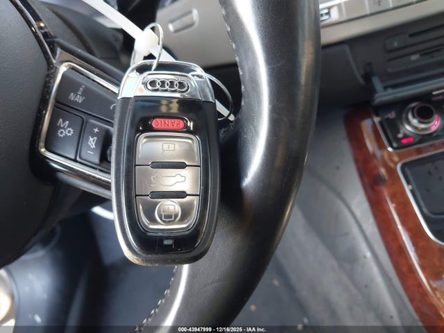 2011 AUDI A8 WAUAVAFD8BN020277 Photo 10