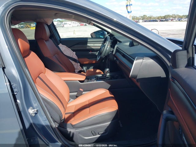 43948077 :رقم المزاد ، 7MMVABXY9SN317209 vin ، 2025 Mazda Cx-50 2.5 Turbo Meridian Edition مزاد بيع