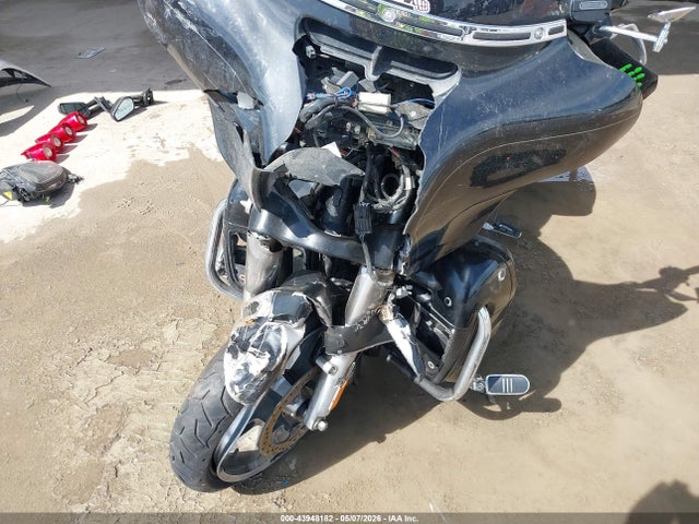 Продаж на аукціоні авто 2015 Harley-davidson Flhxs Street Glide Special, vin: 1HD1KRM11FB672165, номер лоту: 43948182