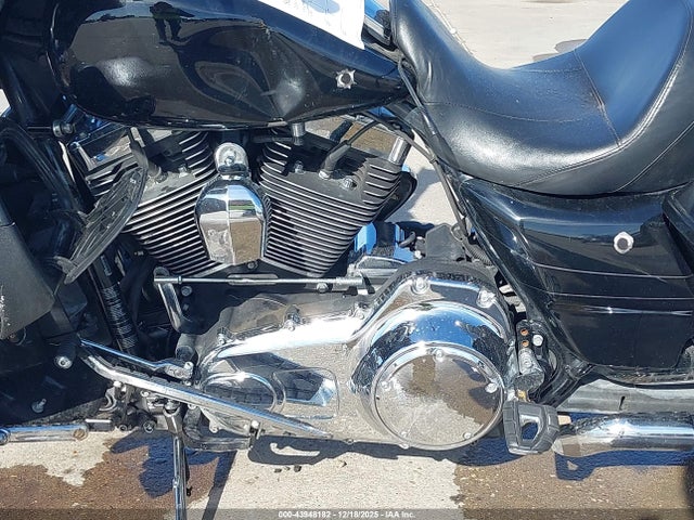 Продаж на аукціоні авто 2015 Harley-davidson Flhxs Street Glide Special, vin: 1HD1KRM11FB672165, номер лоту: 43948182