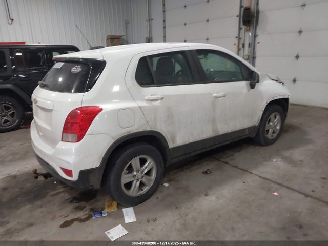2021 CHEVROLET TRAX KL7CJNSB4MB354343 Photo 3