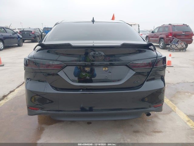4T1C11AK6NU675539 Toyota CAMRY LE