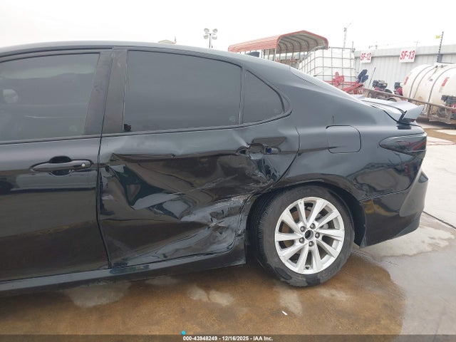 4T1C11AK6NU675539 Toyota CAMRY LE