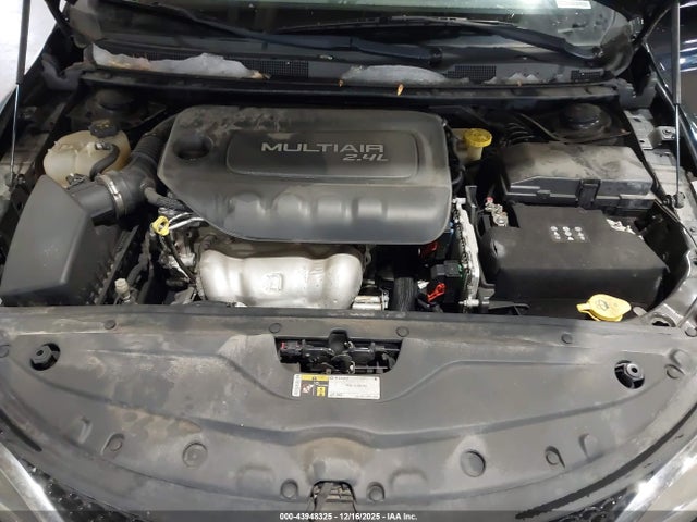 2015 CHRYSLER 200 1C3CCCCB1FN708020 Photo 9