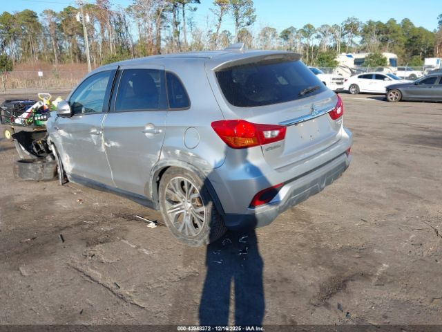 2018 MITSUBISHI OUTLANDER SPORT JA4AP3AU0JZ007055 Photo 2