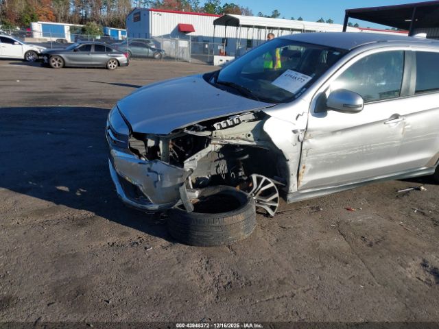 2018 MITSUBISHI OUTLANDER SPORT JA4AP3AU0JZ007055 Photo 5
