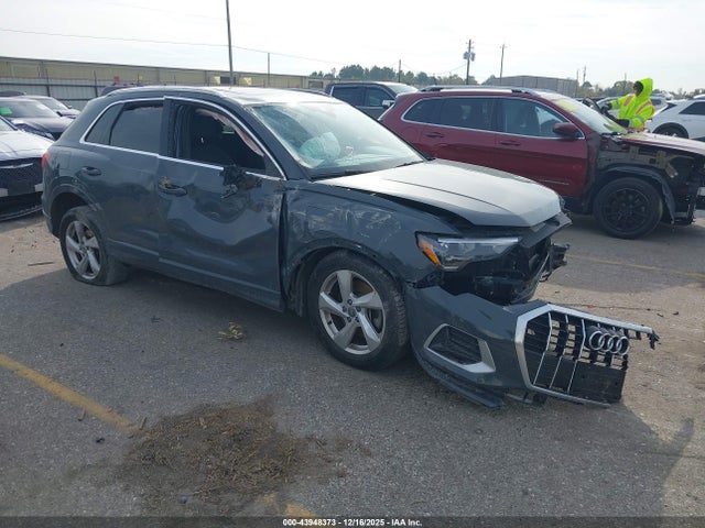 2020 AUDI Q3 WA1AECF32L1111652 Photo 0