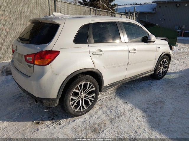 2017 MITSUBISHI OUTLANDER SPORT JA4AR3AU5HZ007766 Photo 3