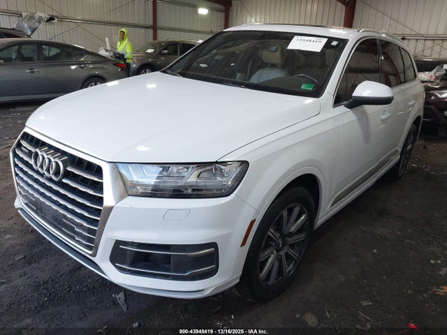 2017 AUDI Q7 WA1LAAF70HD013057 Photo 1