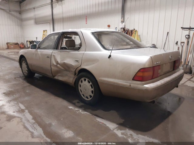 1996 LEXUS LS JT8BH22F3T0062249 Photo 2