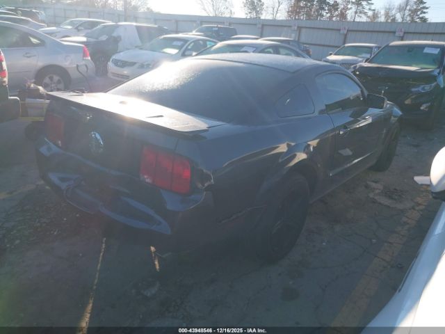 2007 FORD MUSTANG 1ZVFT80N075238940 Photo 3