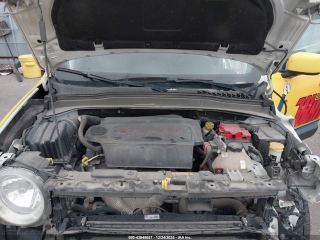 ZACNJBBB3KPJ81294 Jeep Renegade Latitude 4x4