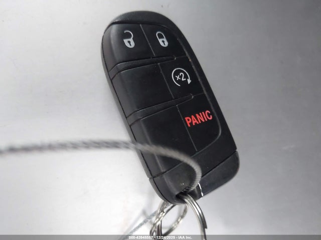 ZACNJBBB3KPJ81294 Jeep Renegade Latitude 4x4
