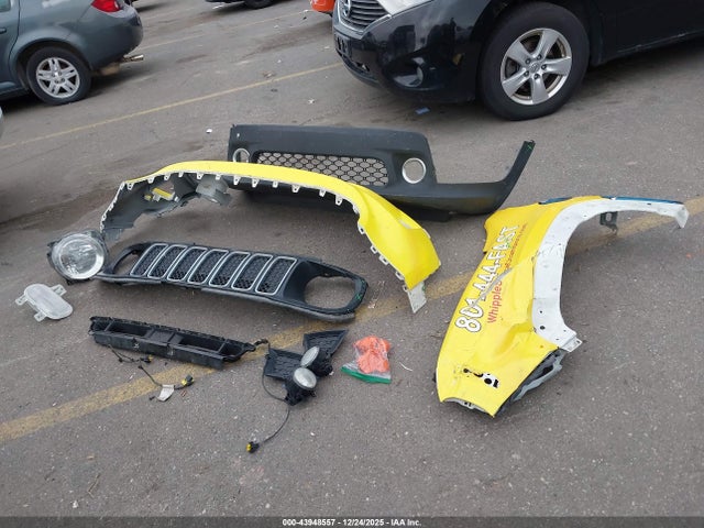 ZACNJBBB3KPJ81294 Jeep Renegade Latitude 4x4