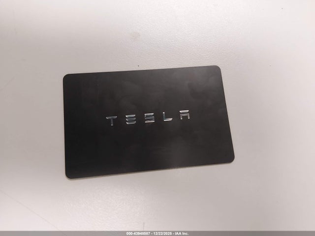 2024 TESLA MODEL Y 7SAYGDED6RA336395 Photo 10