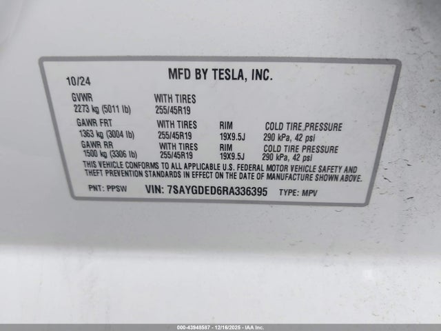 2024 TESLA MODEL Y 7SAYGDED6RA336395 Photo 8