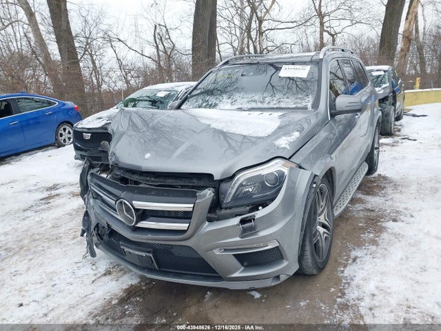 Продаж на аукціоні авто 2016 Mercedes-benz Amg Gl 63 4matic, vin: 4JGDF7EE5GA690888, номер лоту: 43948626