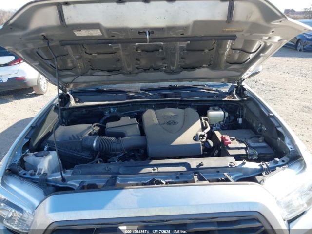 2022 TOYOTA TACOMA 3TMCZ5AN2NM490231 Photo 9