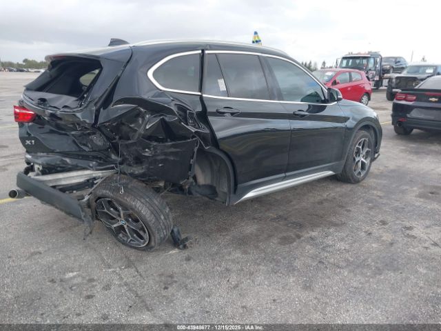 2018 BMW X1 WBXHU7C3XJ3H43776 Photo 3