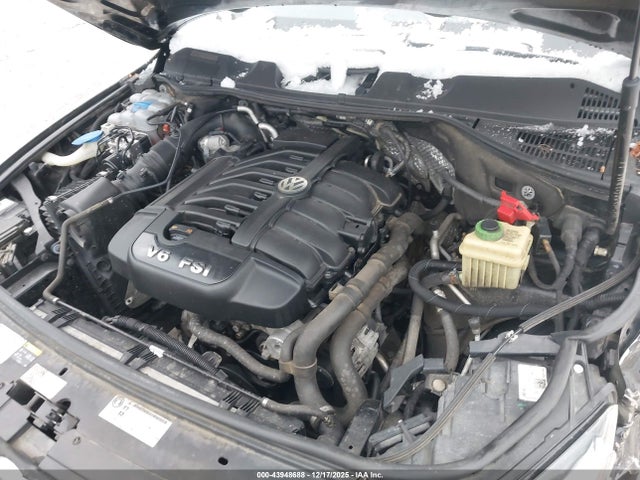 2016 VOLKSWAGEN TOUAREG WVGEF9BP3GD012242 Photo 9