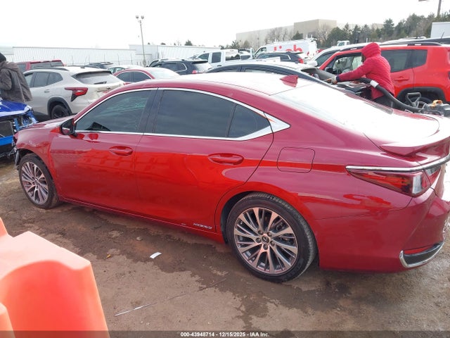 Продажа на аукционе авто 2019 Lexus Es 300h, vin: 58AB21B16KU002690, номер лота: 43948714